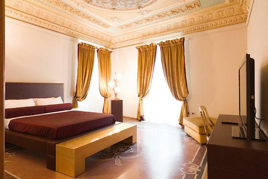 La Suprema Suite La Spezia Buitenkant foto